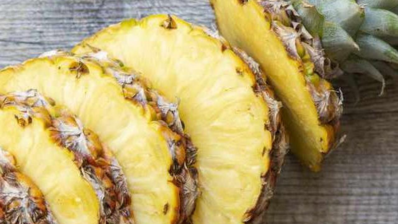 <b>Buah Nanas </b>