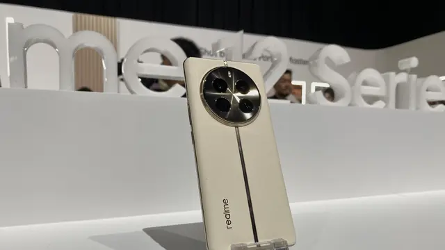 Tampilan Elegan Realme 12 Pro+ 5g