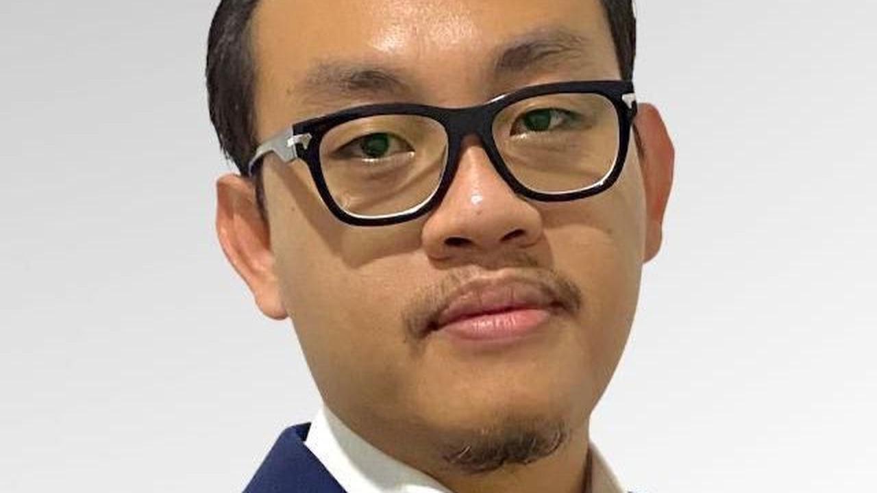 "Harus paham ekonomi global, tidak inward looking," ujar Bhima kepada merdeka.com, Senin (23/10)