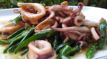 Resep Cumi Pedas Cabai Hijau Lifestyle Fimela Com