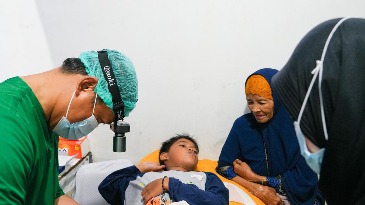 Aksi Nyata Dukung Kesehatan Anak, Khitanan Massal Digelar di 4 Kota