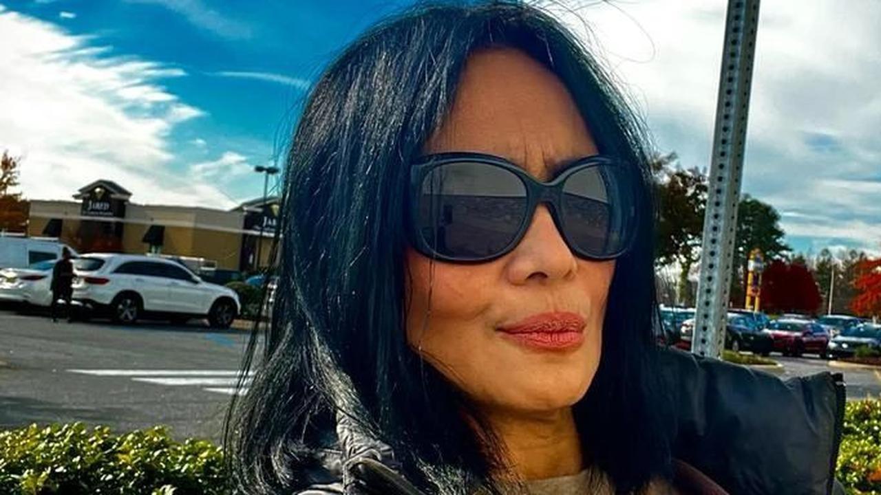 21 Tahun Menetap di Amerika, Atiek CB Mengaku Tak Bisa Bahasa Inggris Meski Dinikahi Pria Bule & Punya 2 Anak