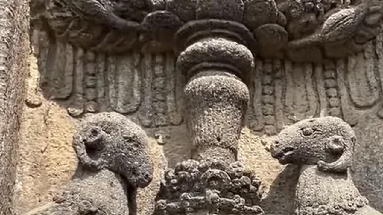 Ada Ukiran Domba Garut di Candi Prambanan, Begini Faktanya