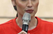 FOTO: Cantiknya Cinta Laura Didaulat Jadi Local Ambassador Piala Dunia Basket 2023 di Indonesia