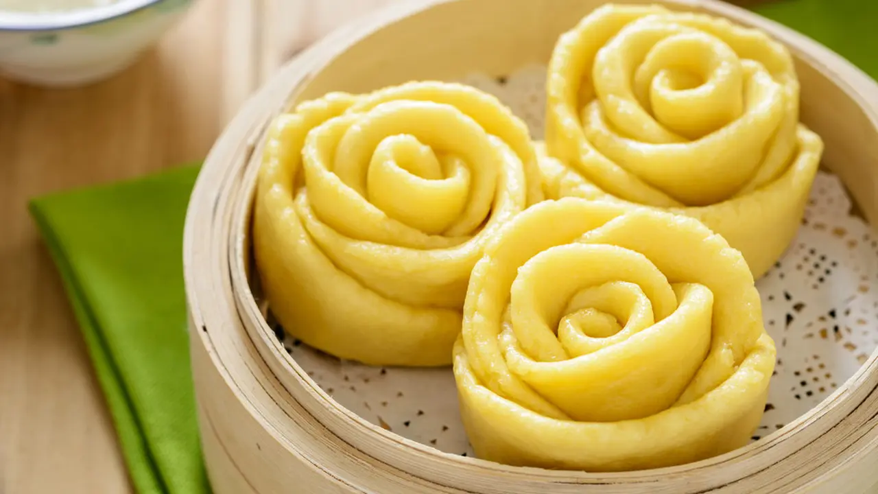 bolu kukus mawar