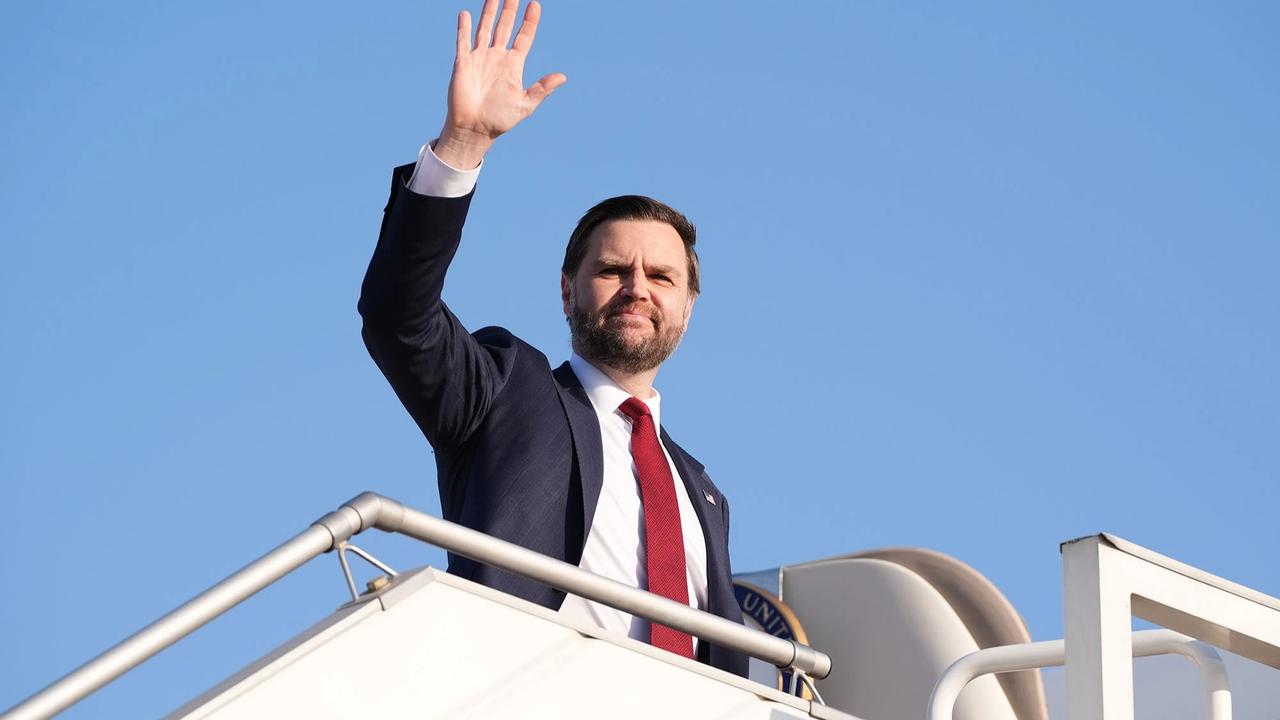 FOTO: JD Vance tinggalkan Islamabad usai perundingan Iran buntu