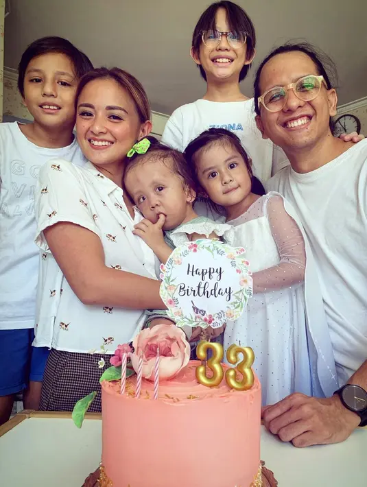 Joanna Alexandra dan Raditya Oloan (Instagram/joannaalexandra)