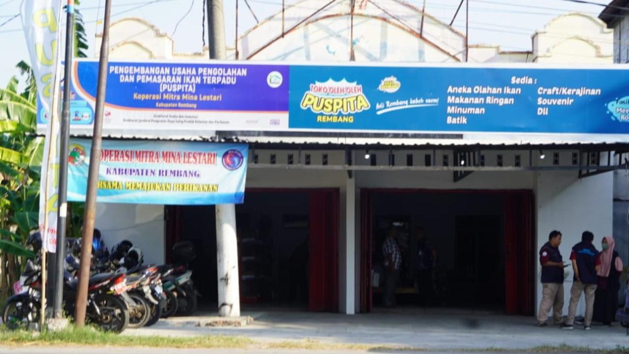 Rumah Puspita tidak hanya memfasilitasi pengembangan usaha sesuai standar, tetapi juga mengakomodir kebutuhan lokal para pelaku usaha dan masyarakat di sekitarnya.