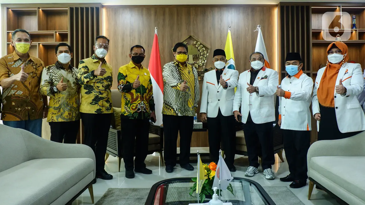Petinggi PKS Sambangi Markas Golkar
