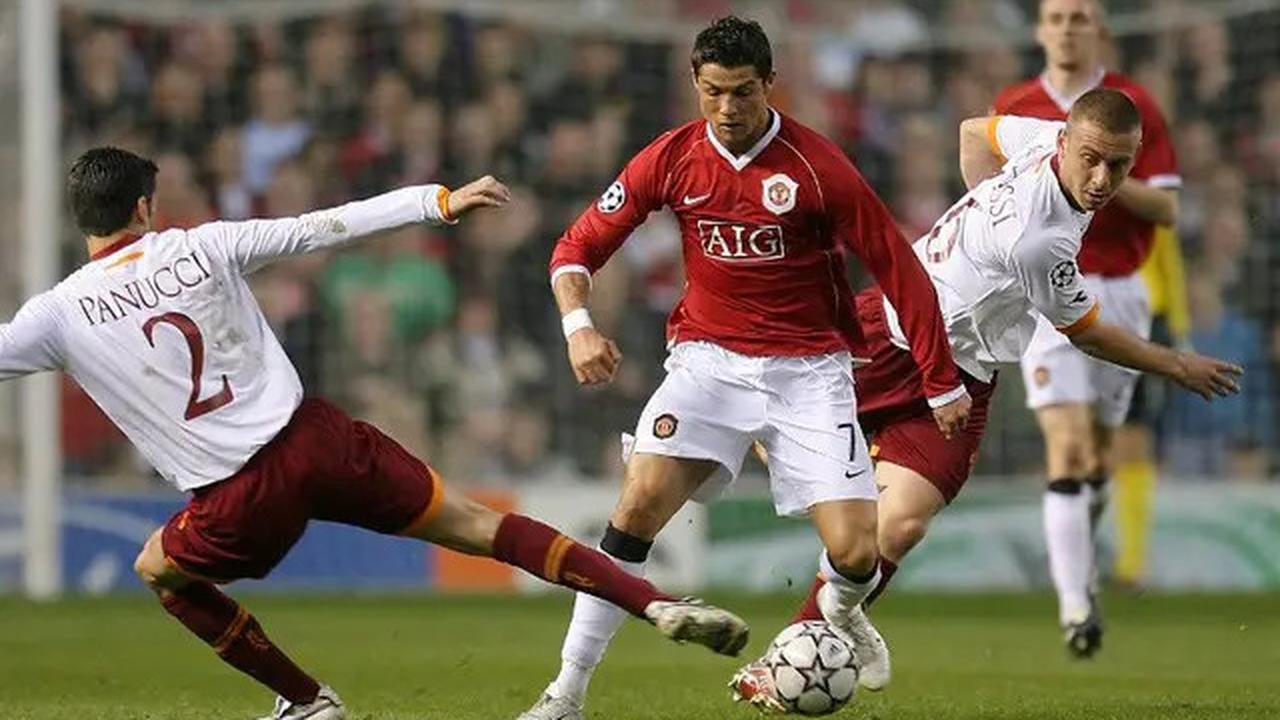 Starting 11 Terbaik Premier League Versi Zinedine Zidane: Pemain MU Diborong