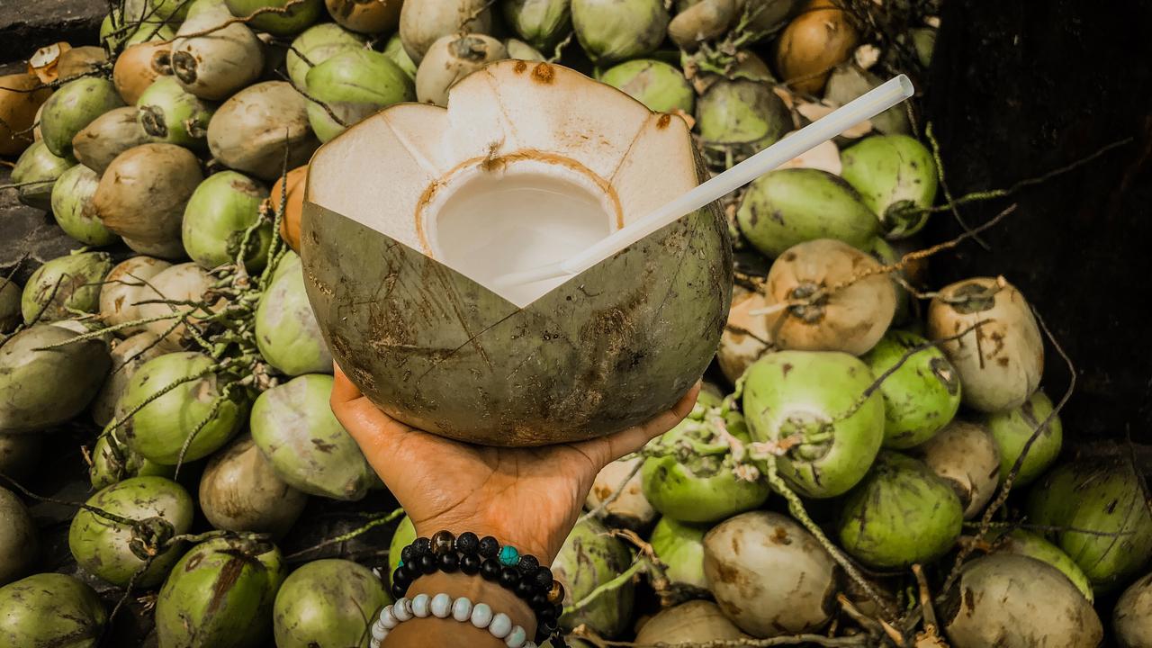 Cara mengonsumsi air kelapa untuk kesehatan