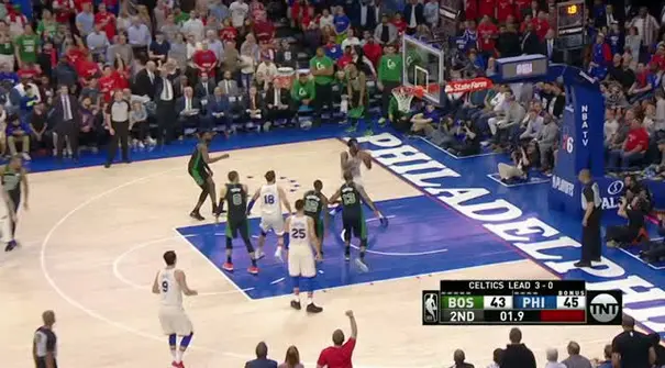 Berita video game recap NBA 2017-2018 antara Philadelphia 76ers melawan Boston Celtics dengan skor 103-92.