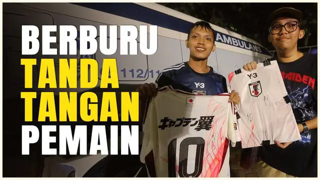 VIDEO: Rela Basah Kuyup Demi Berburu Tanda Tangan Pemain Timnas Jepang
