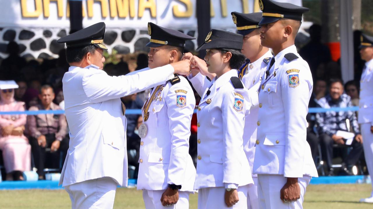 VIDEO: Aksi Sangar Yel-Yel IPDN Angkatan XXXII Berakhir Dedi Mulyadi Ajak Salam Komando Jenderal Tito