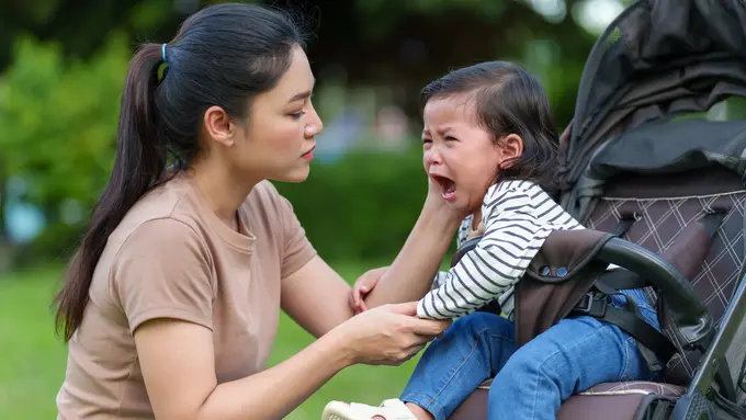 keluarga oktober anak jadi manja