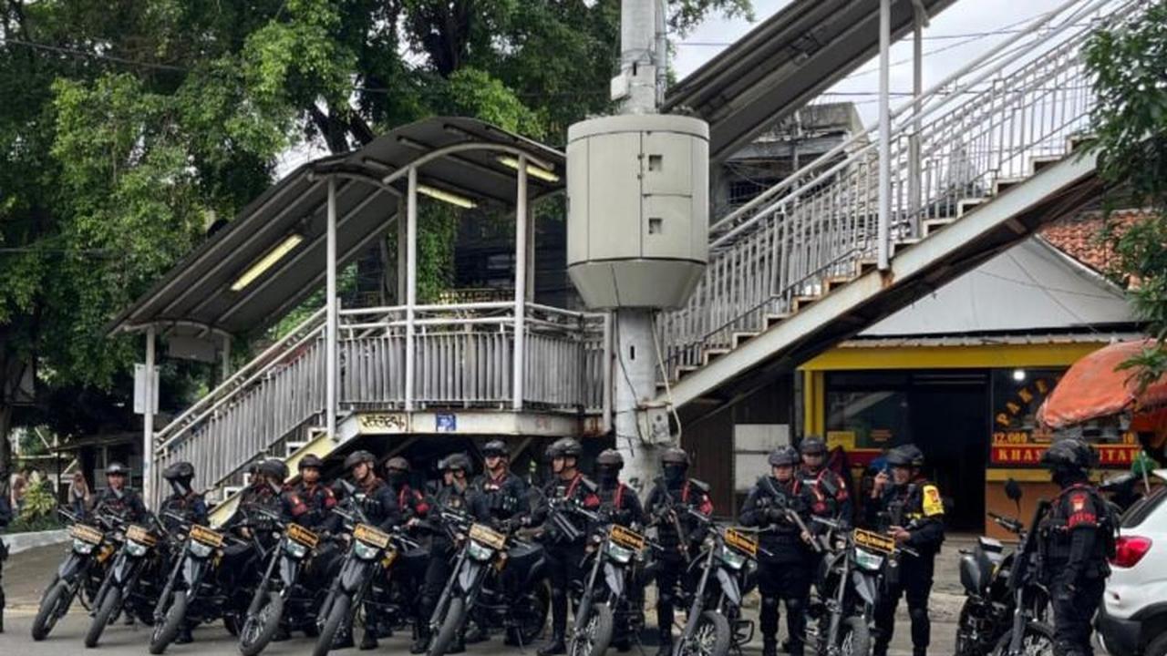 Brimob Polda Metro Jaya Intensifkan Patroli di Manggarai Pasca-Tawuran Warga