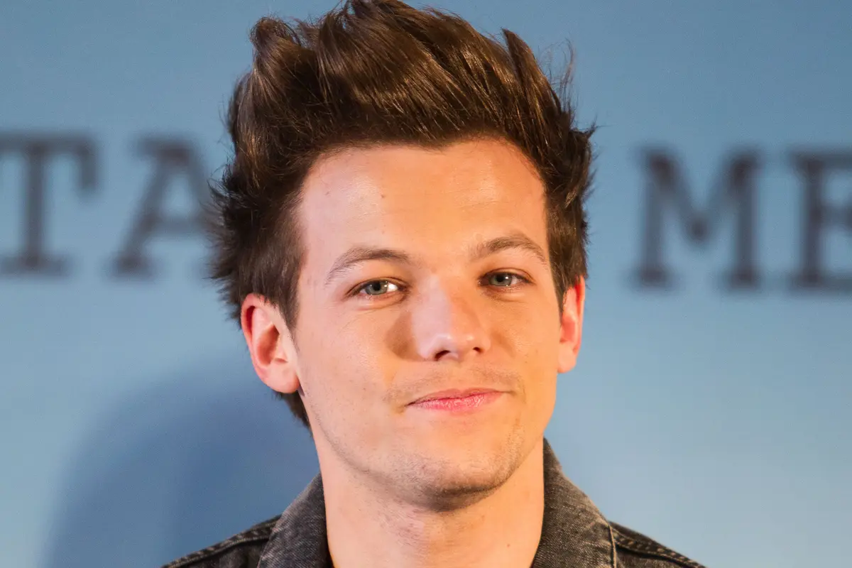 [Bintang] Louis Tomlinson