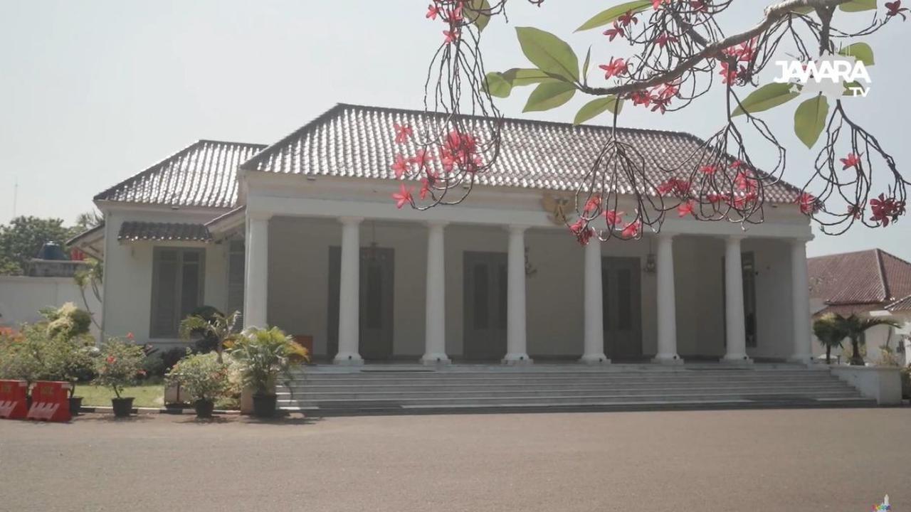 Dibangunnya Gedung Karesidenan Banten yang Bergaya Kerajaan Belanda