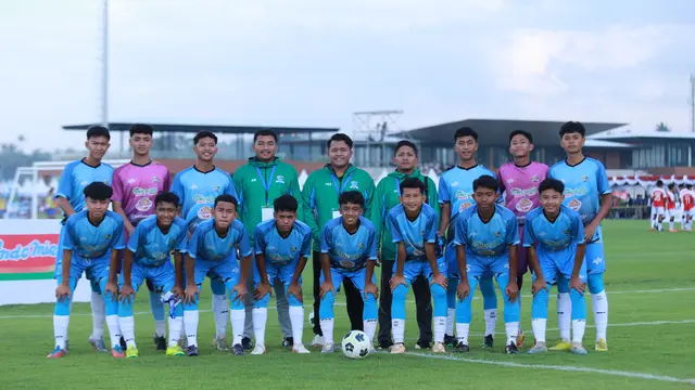 Pondok Pesantren Darul Amanah, yang berlokasi di Kendal, Jawa Tengah menunjukkan prestasi gemilang dengan berpartisipasi dalam kompetisi sepak bola Bali 7s