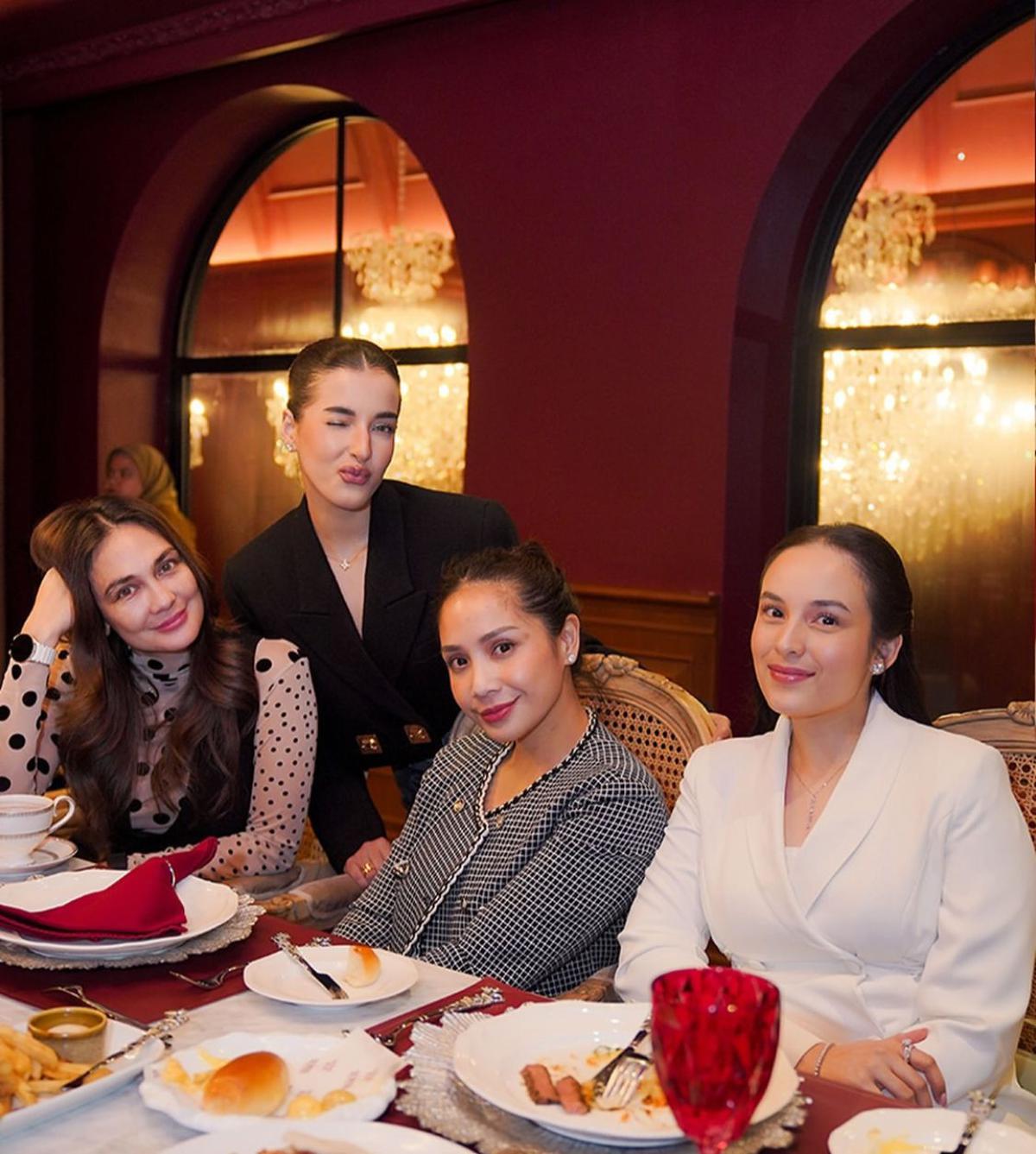 Dari Nagita Slavina Hingga Raisa, Inilah Momen Stylish Para Beauty Owner Lokal yang Jadi Perbincangan