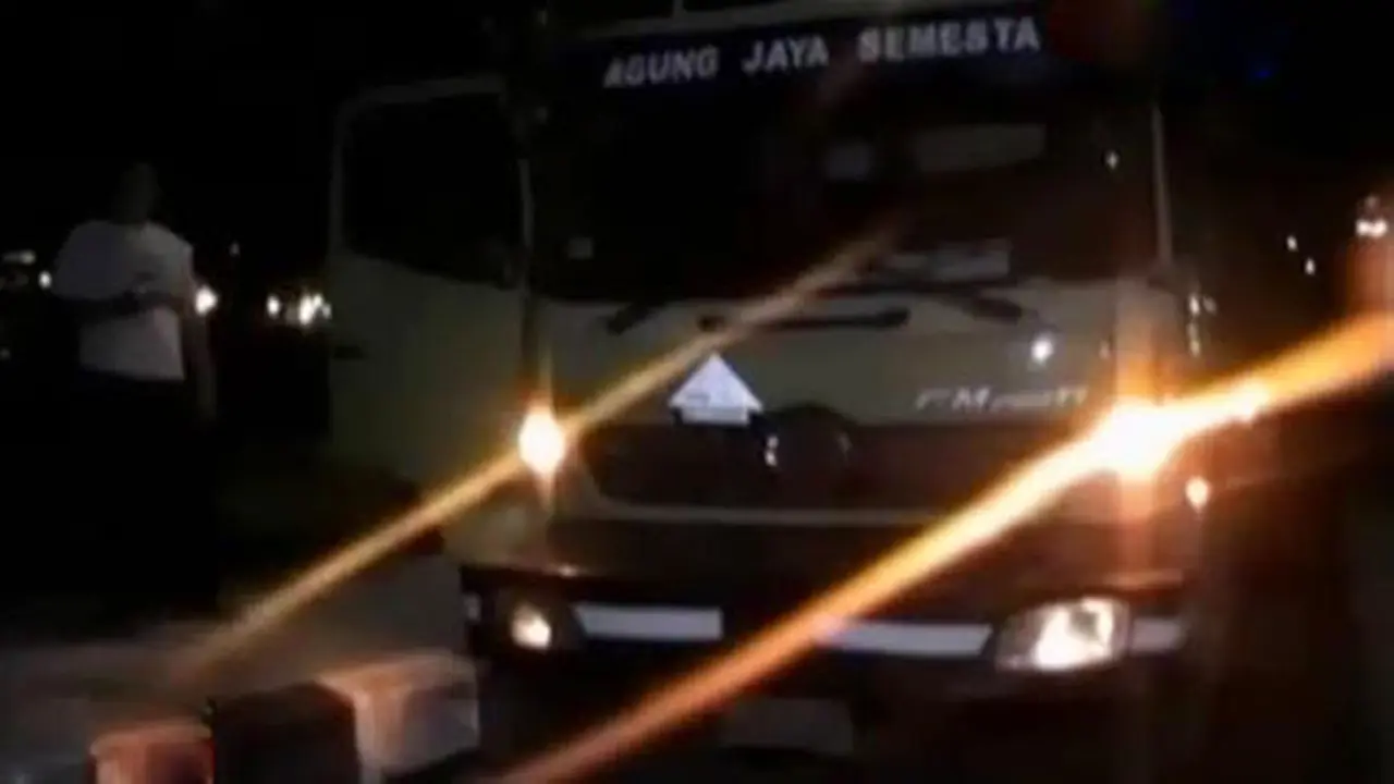 Truk Bocor