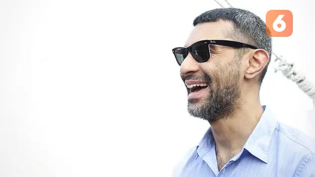 [Fimela] Didi Riyadi di atas Kapal Phinisi
