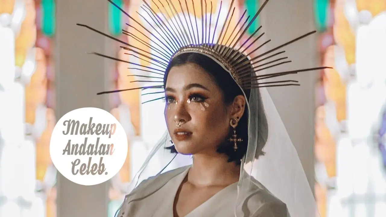 [Bintang] Makeup Andalan Seleb: Berdandan Met Gala, Cindercella Eksplorasi Makeup yang Super Magical