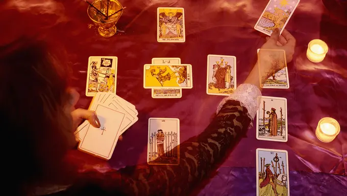 [Bintang] Tarot Hari Ini: Yeay, Berlimpah Rezeki!