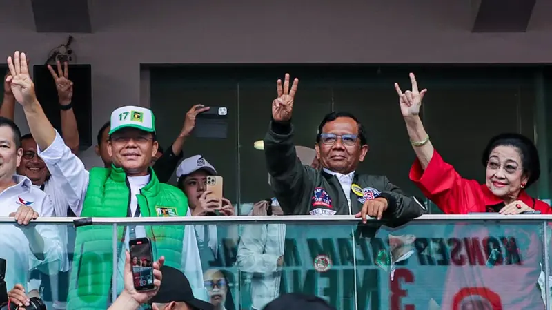 Plt Ketua Umum Partai Persatuan Pembangunan (PPP) Muhamad Mardiono ikut menghadiri kampanye akbar bertajuk “Harapan Jutaan (Hajatan) Rakyat dan Konser Salam Metal 03 Menang Total”, di Stadion Gelora Bung Karno (GBK), Jakarta, Sabtu (3/2/2024) (Istimewa)