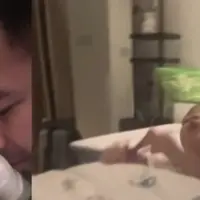 Potret Rayyanza yang cemburu dengan Baby Lily (Sumber: Instagram/@raffinagita1717)