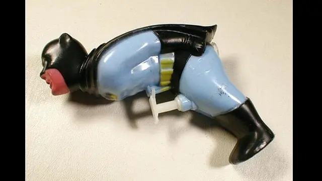 8 Potret Action Figure Batman Ini Nyeleneh, Bikin Geleng Kepala