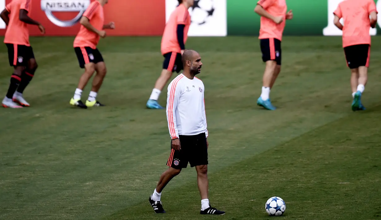 Pelatih Bayern Munich Josep Guardiola. (AFP Photo / Aris Messinis)