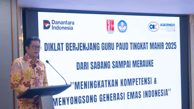 Upaya berkelanjutan untuk meningkatkan kapasitas dan profesionalisme tenaga pendidik anak usia dini diselenggarakan Diklat Berjenjang Guru PAUD Tingkat Mahir.