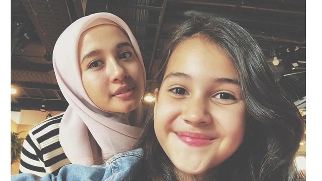 Bak Ibu Kandung, Ini 6 Momen Kedekatan Sandrinna Michelle dengan Laudya Cynthia Bella