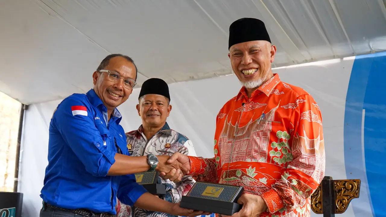 PT Medco Power Indonesia melalui anak usahanya, PT Medco Geothermal Sumatra meresmikan tajak sumur (spud in) pertama untuk sumur BNJ1-1. (Foto: Medco)