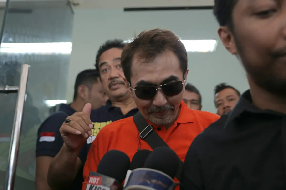 [Bintang] Aa Gatot Brajamusti