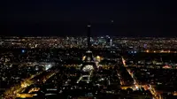 Sebuah gambar yang diambil pada 30 Maret 2019 menunjukkan Menara Eiffel, Paris (sumber: AFP/Getty Images)
