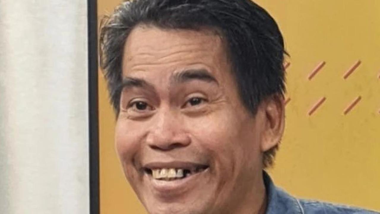 Potret Jadul Bopak Castello Pakai Kolor dan Motor Bebek jadi Sorotan 'Nikmati Hidup Apa Adanya