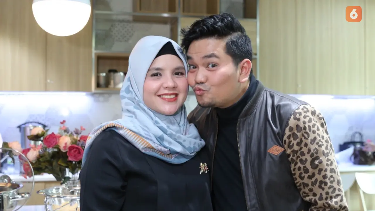 [Fimela] Indra Bekti dan Aldila Jelita