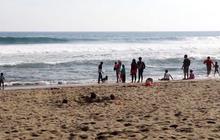 Berenang dengan Aman, 5 Ciri Pantai Berbahaya yang Harus Dihindari