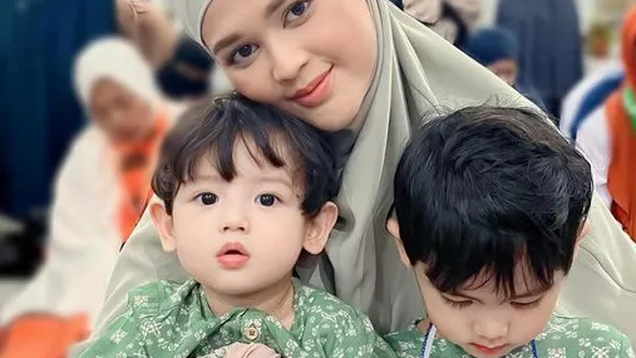 Jourell Anak Roger Danuarta Selfie di Depan Ka'bah, Bikin Gemas Ramai Didoakan jadi Anak Soleh