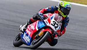 Pembalap muda potensial Astra Honda Racing Team (AHRT), Muhammad Kiandra Ramadhipa, siap tampil di JuniorGP World Championship seri Spanyol yang berlangsung di Circuito de Jerez, Spanyol pada 31 Mei - 1 Juni 2025. (dok. AHRT)