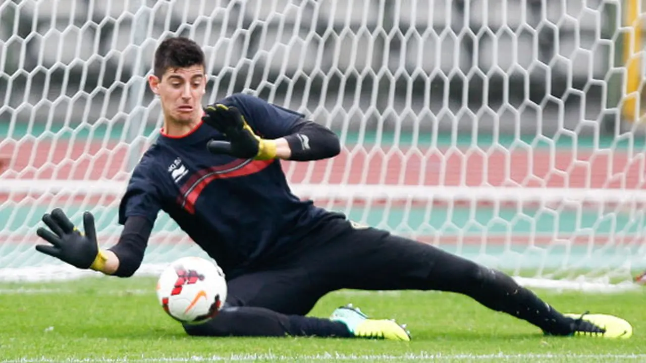 thibaut-courtois-131014b.jpg