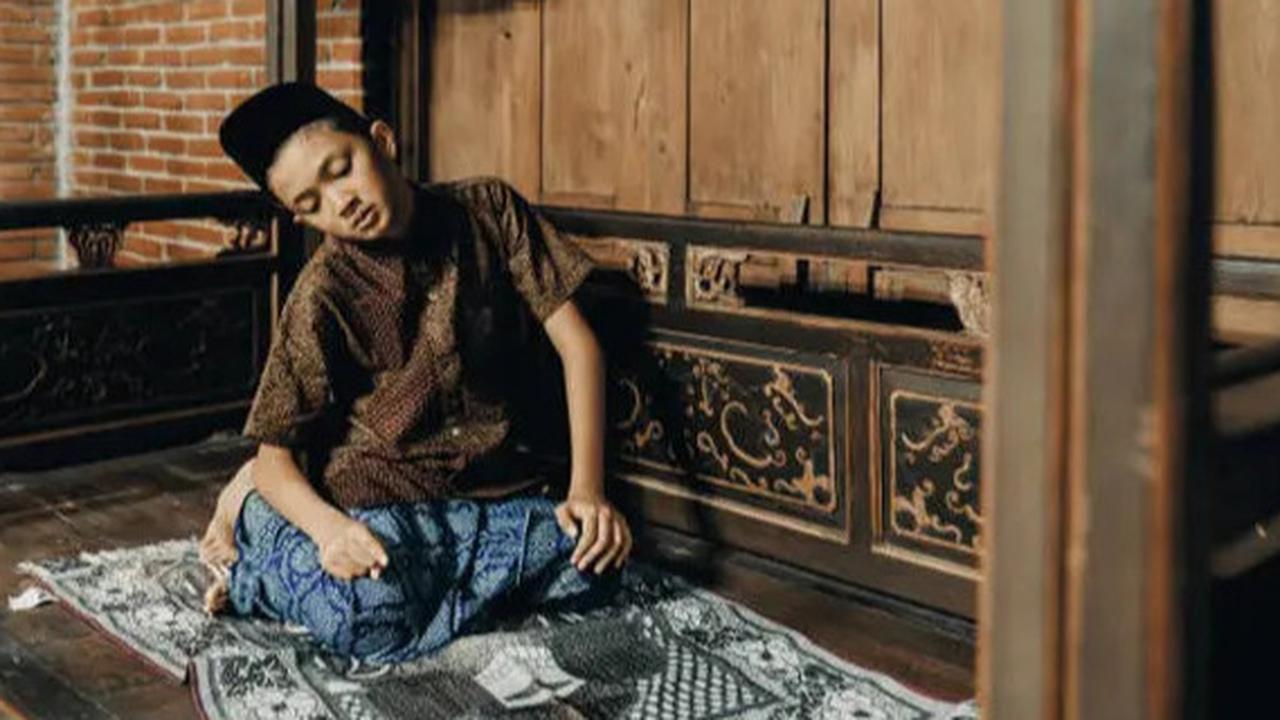 Bolehkah Sholat Tahajud Jam 4 Pagi? Begini Penjelasannya