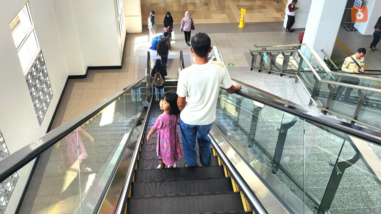 3 Pilar Pengasuhan Generasi Alfa agar Tumbuh Optimal di Eranya