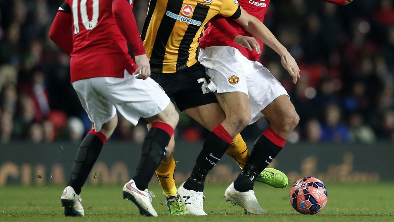 Alasan Van Gaal Turunkan Fellaini