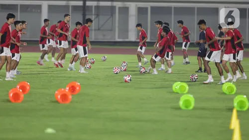 Latihan Timnas Indonesia