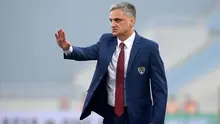 Marian Mihail, pelatih asal Rumania yang pada tahun ini membawa FLC Thanh Hoa meraih runner-up di Liga 1 Vietnam. (Bola.com/Abdi Satria)