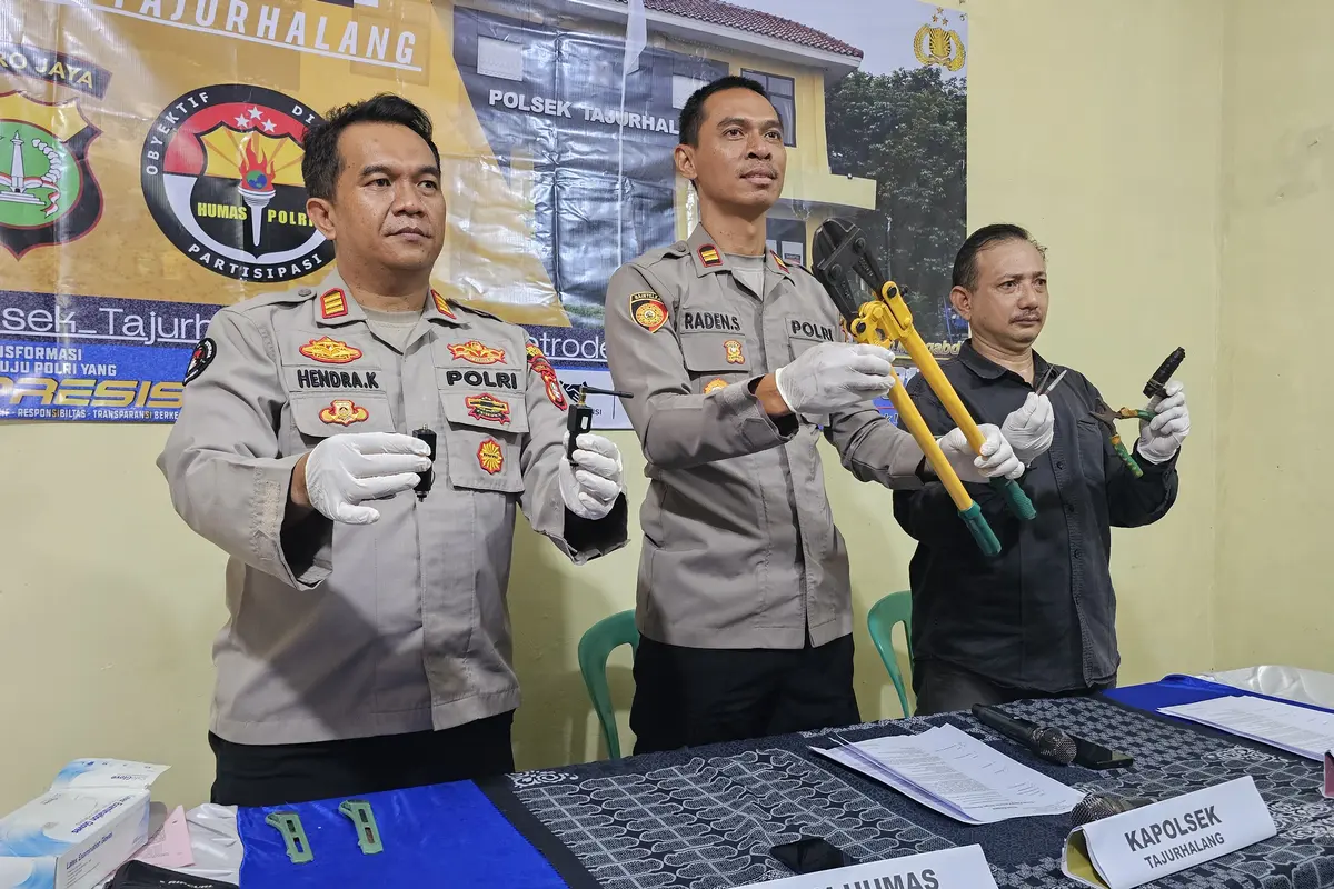 Polisi Tangkap Kawanan Pencurian Mobil Truk Sempat Hilangkan Sinyal GPS