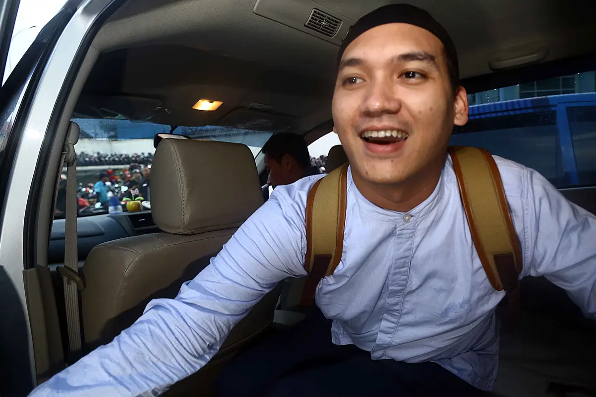[Bintang] Egi John